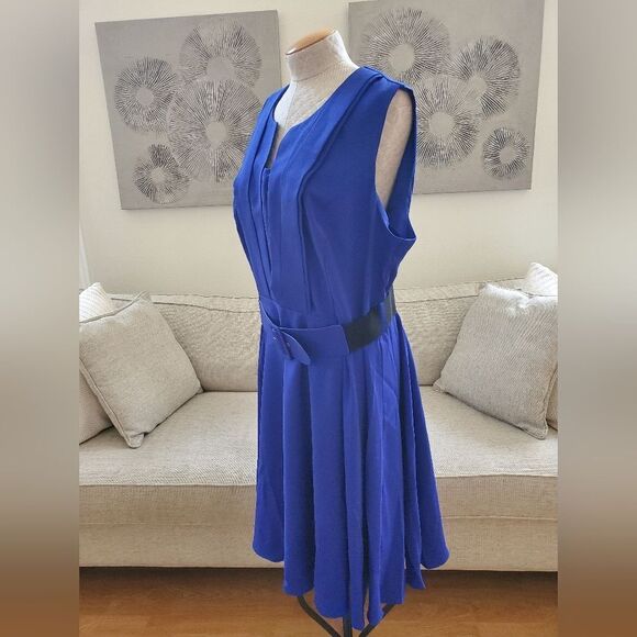 NEW! City Chic | 'Vintage Veroni' Fit & Fare Dress - size 22W in Blue - Picture 5 of 12